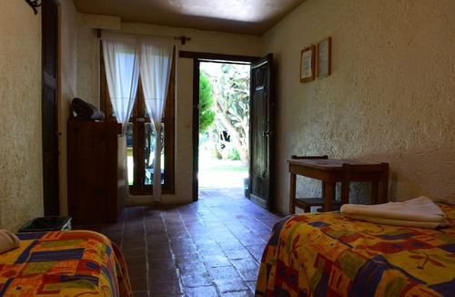 De Mexicanos Hostel | Rossco Hostel