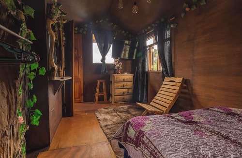 Omitlan de Juarez Hotel | Casita Del Arbol Trini By GEstores