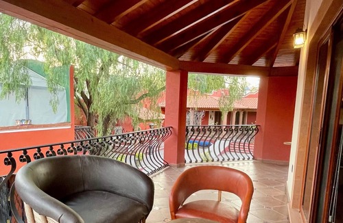 Tequisquiapan Hotel | LA CASA ROJA