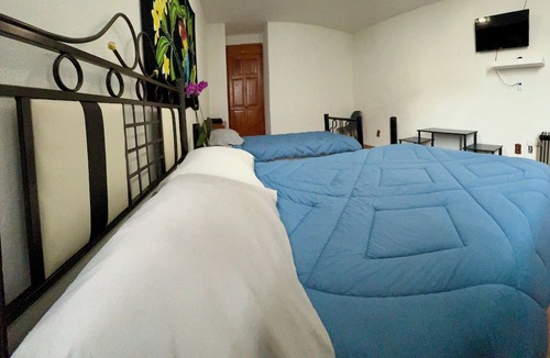 Ciudad Hidalgo Bed & Breakfast | CASA PURA VIDA