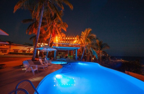 Puerto Angel Hotel | Hotel Casa Rush