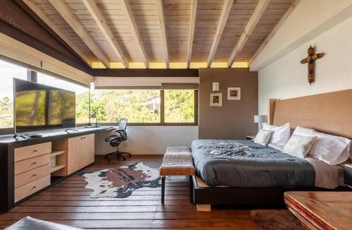 Valle de Bravo House | Casa Azul Lakeview Terrace Retreat in Avándaro