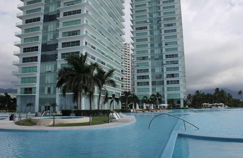 North Hotel Zone Apartment | Park Life Peninsula