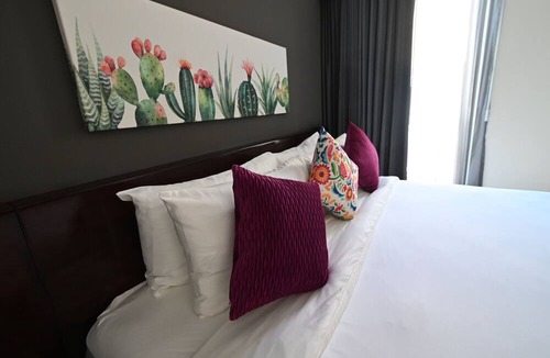 Emiliano Zapata Hotel | Barrio Vallarta Suites