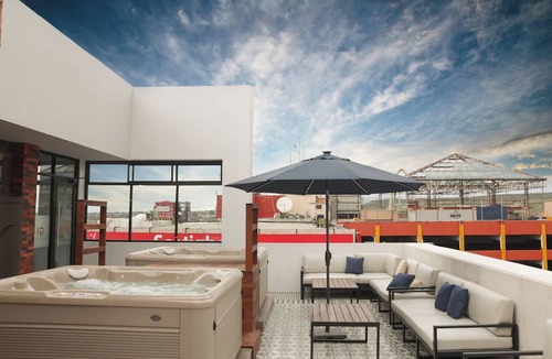 Centro Hotel | Hotel Wellintown