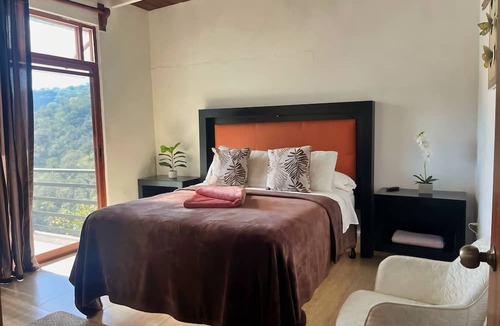 Alto Lucero Hotel | La Palapa & Posada Mía