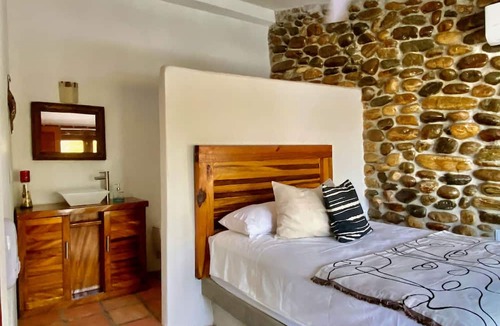 Barra de Colotepec Apartment | CasaPiedra