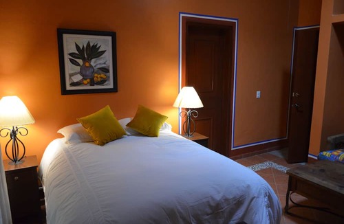 Colima Hotel | Hotel&Art Gallery Casona de los Milagros