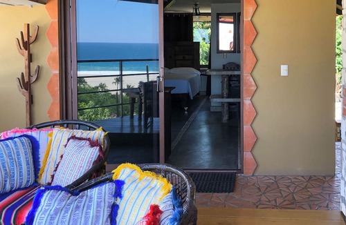 Santa Maria House | Oceanview Guesthouse
