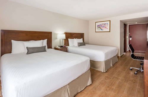 Lazaro Cardenas Hotel | Baymont Inn and Suites Lazaro Cardenas