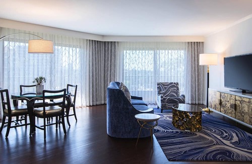 Costa Mesa Hotel | Avenue of the Arts Costa Mesa, a Tribute Portfolio Hotel
