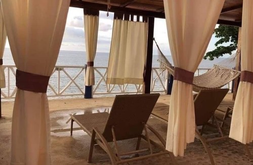 Chimo Hotel | Happy Hill