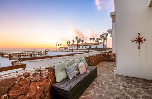 La Paloma Villa | Dog-friendly Ocean-view Villa With Patio, Outdoor Pool, Streaming, Partial AC