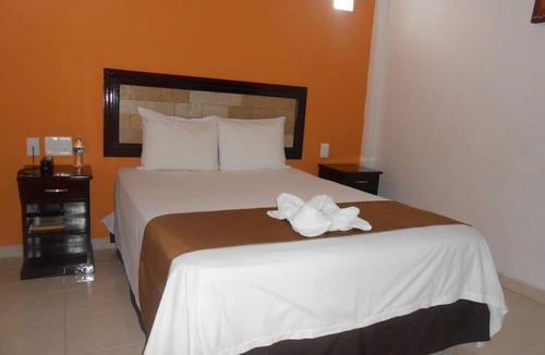 Palenque Hotel | John David