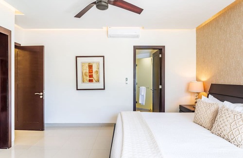 Puerto Juarez Apartment | Casa 401N Los Secretos by RedAwning