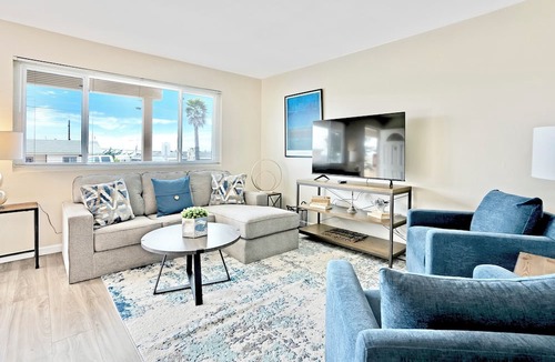 Seaside Apartment | Perfect Seaside Beach Retreat Minutes to Monterey!