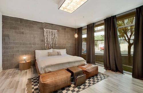 Riverside Apartment | Sun's Studio apartment with Pool!