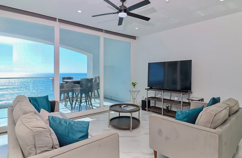 Rosarito Condo | Luxury-MarYSolCondo-Beachfront-4BR-11thFLR-Rosarto
