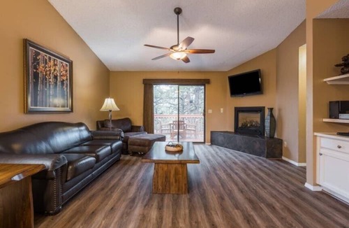 Flagstaff Condo | Flagstaff | Alpine Retreat | Golf, Pools & Adventure