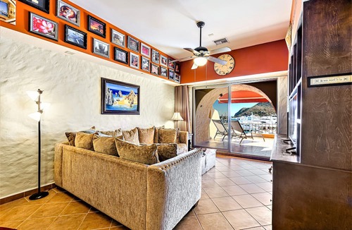 Marina Condo | Casa Deakins is Amazing & Best Location on The Marina