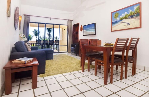 Playacar Fase I Condo | Great Rates at Xaman Ha Oceanfront 2 Brdm 7206