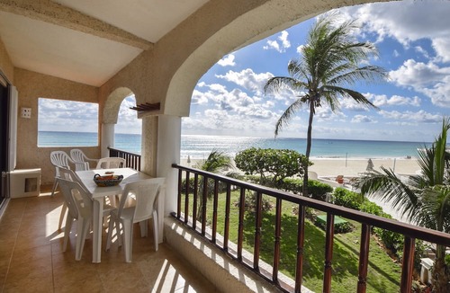 Playacar Fase I Condo | 3BR Panoramic Ocean Views at Xaman Ha 7123