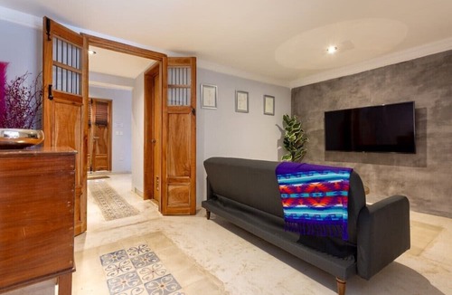 Zona Paseo Montejo Apartment | Casa Dali, A+ location lovely house Paseo Montejo