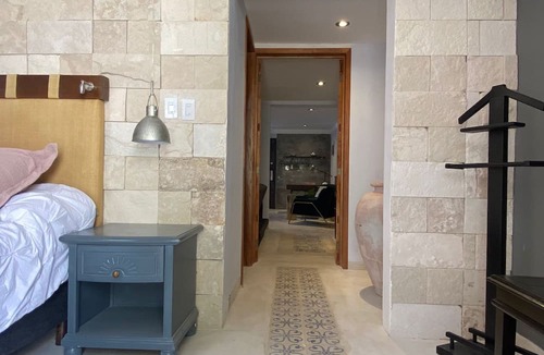 Zona Paseo Montejo Apartment | Casa Dali, A+ location lovely house Paseo Montejo