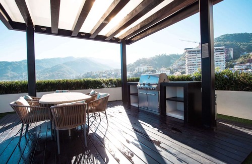 Emiliano Zapata Condo | Designer Corner Condo at Zenith in the Heart of Vallarta, Zona Romantica