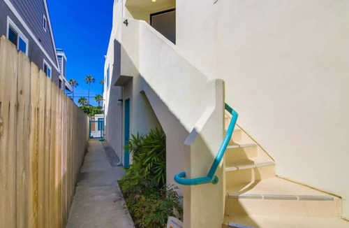 Ocean Beach Condo | NEW Charming Beach Style Condo Steps to the Sand