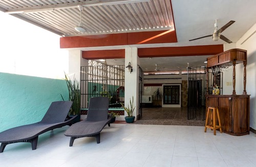 Centro Apartment | Studio w/shared plunge pool, Netflix, etc. .9 mi. from central sq.