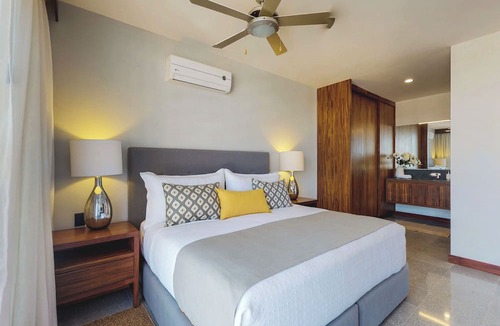 Emiliano Zapata Condo | Beautiful Condo in the heart of Zona Romantica! 2BD Condo for rent in Old Town,