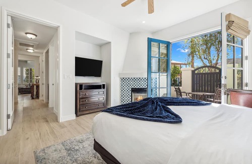 La Quinta Condo | Newly Renovated Luxurious Villa with Fountain View, Pet Friendly! - Ground Floor (T21-2)