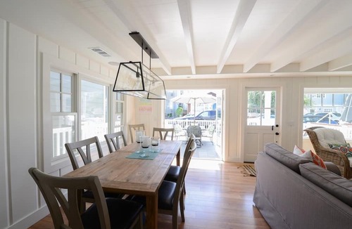 Balboa Island House | Renovated Balboa Island 4 houses to Bay and close to Main. SUPS, Bikes & Kayaks!