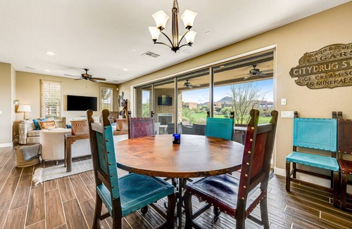 Troon North Condo | Golf-Course View Condo with Central AC & Washer/Dryer - Shared Pool & Hot Tub