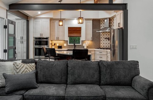 Sam Hughes House | House & Casita/Sam Hughes/Total of 4 BR & 3 BA
