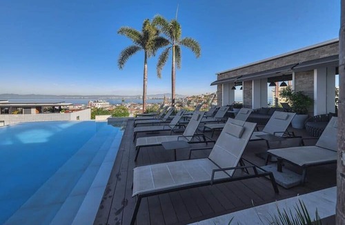 Emiliano Zapata Apartment | Dsire 402 | 1BR/2BA | PV Zona Romantica | Pool, Gym, Nightlife