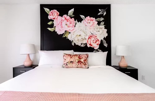 Desert Hot Springs Apartment | Pretty In Pink w/Back Yard/2BR/2 Bath