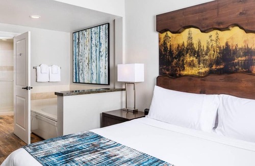 South Lake Tahoe Villa | Lake Tahoe Mountain Escape with Spacious 2BR Villa Near Heavenly Village