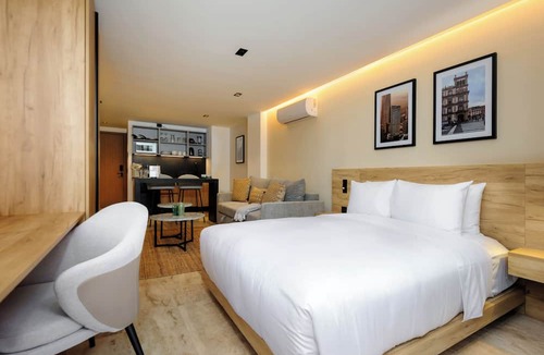 Hipodromo Apartment | Chilpancingo by Wynwood House