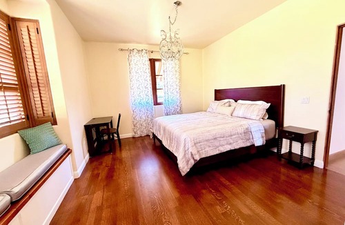 Los Gatos Villa | Tuscan Vineyard Estate: Luxurious 5-bed 5-bath pool+spa SJC/SFO/Santa Cruz beach