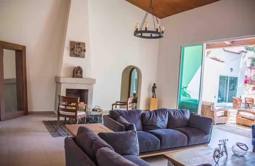 Ajijic Apartment | Quinta Los Caballos, suite #3/Habitación en hotel boutique en Ajijic, México.