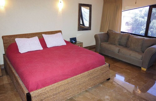 El Medano Ejidal Condo | C-305 Enjoy Your Vacation In This Beautiful Executive Condominium!