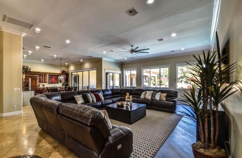 Gilbert House | The Grand Resort, 1 Acre Property. "Huge Outdoor Space to Relax in the Sun!"