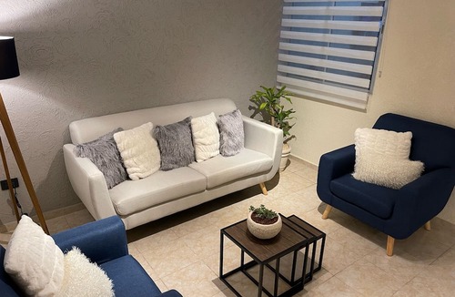 Merida House | Kuxtal Merida | near the airport and periferico (with office and video games)