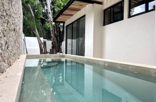 Centro Apartment | Casa Álamo in Downtown Merida, pool, 2 br