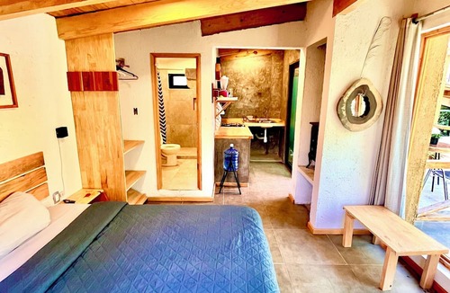 Zinacantan Cabin | Beautiful cabin in the middle of the forest, Cabaña Colibrí.