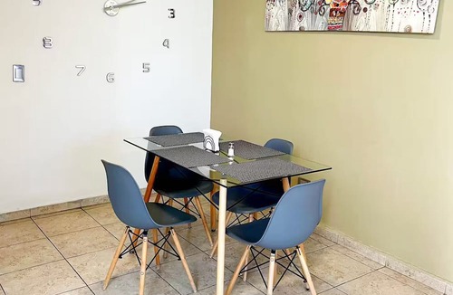 Zamora House | Super clean house with AC, equipped, amenities, desk and garage.