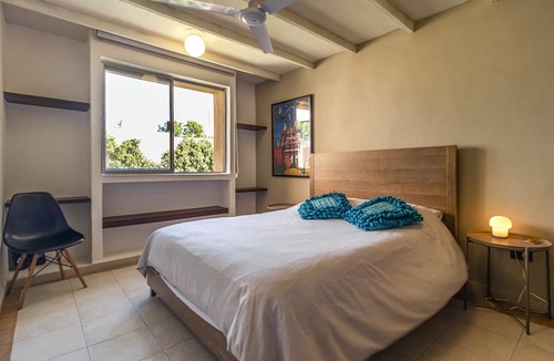 Downtown Queretaro Apartment | Big spacious apartment w/terrace. 3br 2ba 150mbs