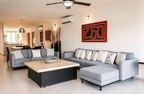 Puerto Juarez Apartment | Beachfront 3BR - Ocean View - 70m Pool - Cancun